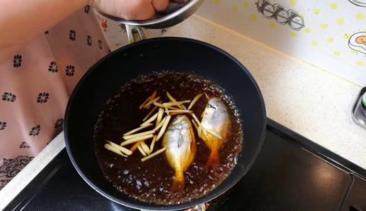 【アラフィフおでぶの料理】しず(魚)の煮付け&豚肉と茄子とミョウガのぽん酢炒めを作る！😄