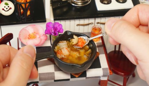 ミニチュア料理『きのことエビのアヒージョ / Mushroom and Shrimp Ajillo』Miniature Cooking